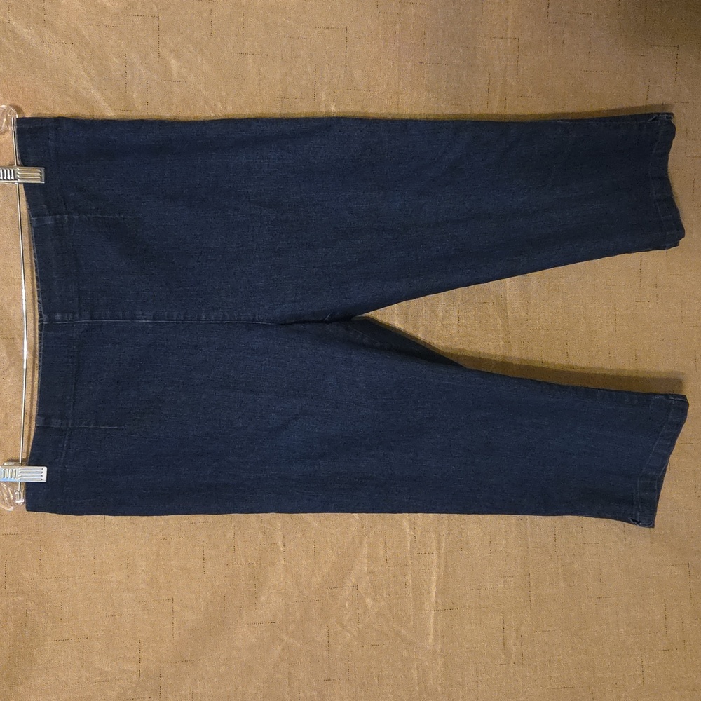 White Stag Dark Blue Denim Capri Pants